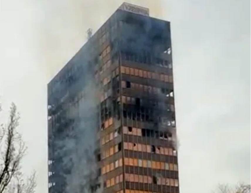 ЗАГРЕБ, 21. НОВЕМБРА /СРНА/ - Због изазивања пожара у згради "Вјесника" у Загребу полиција је државном тужилаштву  кривично пријавила двојицу 18-годишњака и предала их притворском надзорнику,а  хрватски медији преносе да је у позадини свега био изазов на друштвеној мрежи "Тикток".