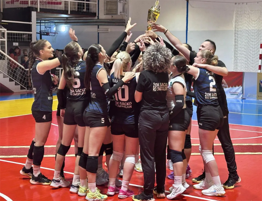 БАЊАЛУКА, 23. НОВЕМБРА /СРНА/ - Предсједник СНСД-а Милорад Додик честитао је одбојкашицама Женском одбојкашком клубу "Гацко" на освајању Купа Републике Српске, истакавши да овај успјех није само трофеј у витрини већ круна њиховог преданог рада и заједништва.