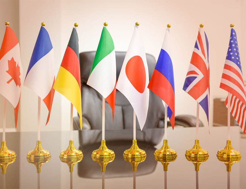 ЛОНДОН, 23. НОВЕМБРА /СРНА/ - Европске земље сагласиле су се да позову Русију назад у Групу осам /Г8/ након проналажења рјешења за сукоб у Украјини, наведено је у контраприједлогу Велике Британије, Њемачке и Француске на план САД за рјешавање украјинског сукоба.