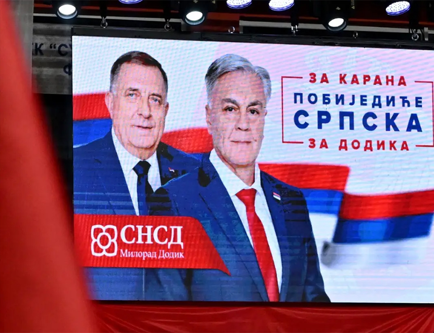 ЗВОРНИК, 23. НОВЕМБРА /СРНА/ - Према подацима Градског одбора СНСД-а Зворник, кандидат СНСД-а за предсједника Републике Српске Синиша Каран има више око 6.500 гласова од противкандидата СДС-а Бранка Блануше.