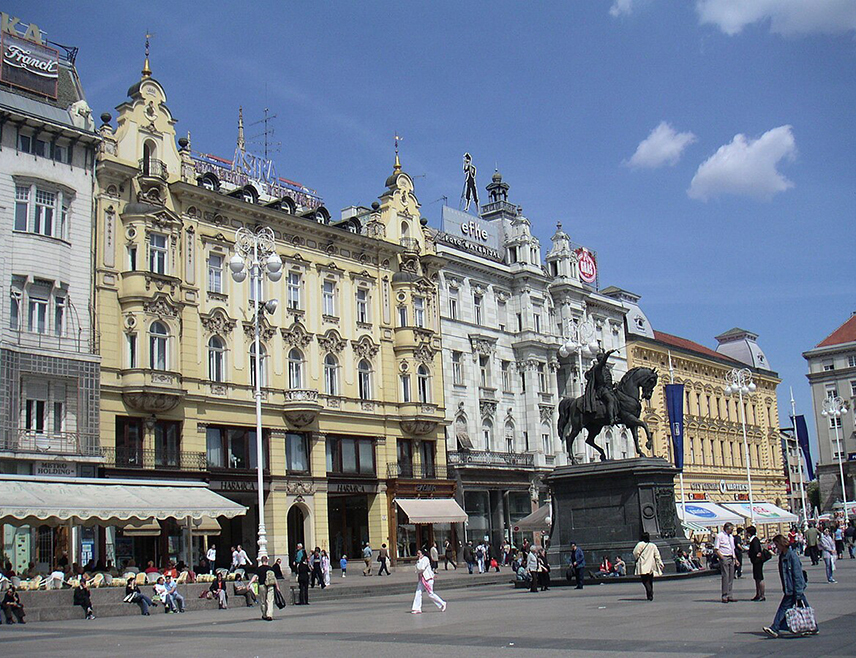 ЗАГРЕБ, 25. НОВЕМБРА /СРНА/ - Од почетка ове године у Хрватској је убијено 15 жена, међу којима су њих 11 убили партнери, упозорила је правобранилац за равноправност сполова Вишња Љубичић поводом Међународног дана борбе против насиља над женама, истичући како су нам хитно потребне системске промјене.