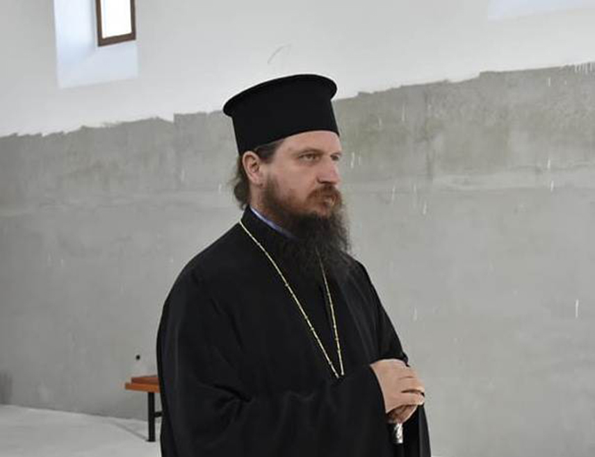 БИХАЋ, 25. НОВЕМБРА /СРНА/ - Његово преосвештенство епископ бихаћко-петровачки Сергије истакао је да је антифашистички наратив политичког Сарајева лажан до бесмисла и да данашњи дан за Србе у БиХ није `дан државности`.