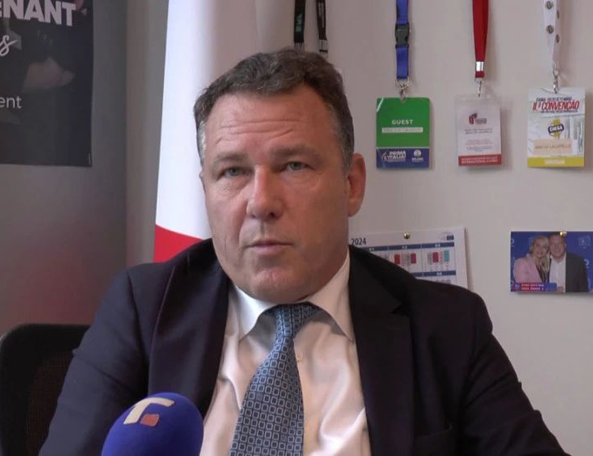 PARIS, NOVEMBER 25 /SRNA/ – French Member of the European Parliament Jean-Lin Lacapelle congratulated Siniša Karan on his victory in the presidential election in Republika Srpska, emphasizing that it represents a victory of a people who do not submit.