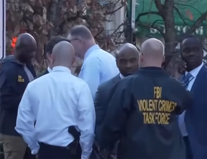 ВАШИНГТОН, 26. НОВЕМБРА /СРНА/ - Једна особа је ухапшена у вези са пуцњавом недалеко од Бијеле куће, саопштила је полиција.