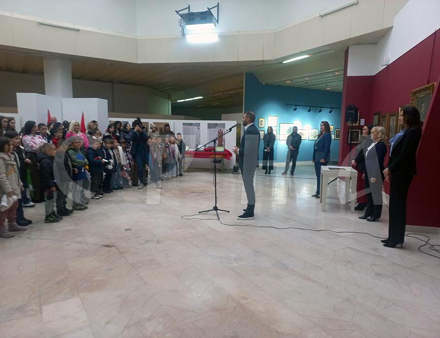 БАЊАЛУКА, 28. НОВЕМБРА /СРНА/ - Манифестација "Музејски дани ћирилице", која је данас отворена у Бањалуци, све више доприноси очувању ћирилице као националног и културног добра од изузетног значаја, изјавила је помоћник министра за културу Републике Српске Тања Ђаковиће.