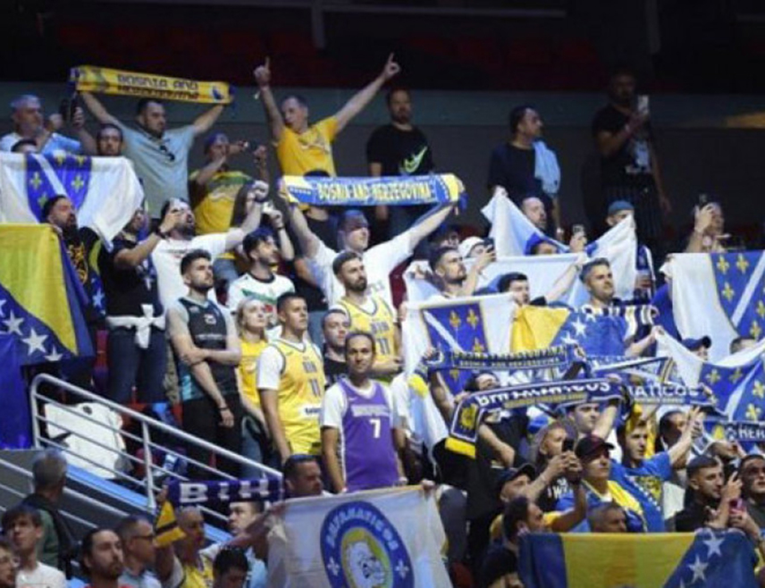 BELGRADE, DECEMBER 1 /SRNA/ - The outpouring of hatred against Serbs at the basketball match between the Serbian and BiH national teams in Sarajevo is a consequence of the actions of Bosniak politicians, political analyst Stevica Deđanski said.