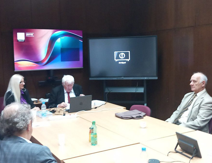 БЕОГРАД, 2. ДЕЦЕМБРА /СРНА/ - Награда "Павле и Милка Ивић" Славистичког друштва Србије за ову годину припала је монографији "Говори Косовског Поморавља /гласови и облици/" аутора Татјане Трајковић.