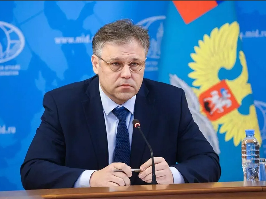 МОСКВА, 4. ДЕЦЕМБРА /СРНА/ - Чињеница да међународне организације игноришу злочине кијевског режима јасно показује да су европски манипулатори дали Украјини слободу да игнорише међународно право, рекао је амбасадор руског Министарства спољних послова Родион Мирошник.