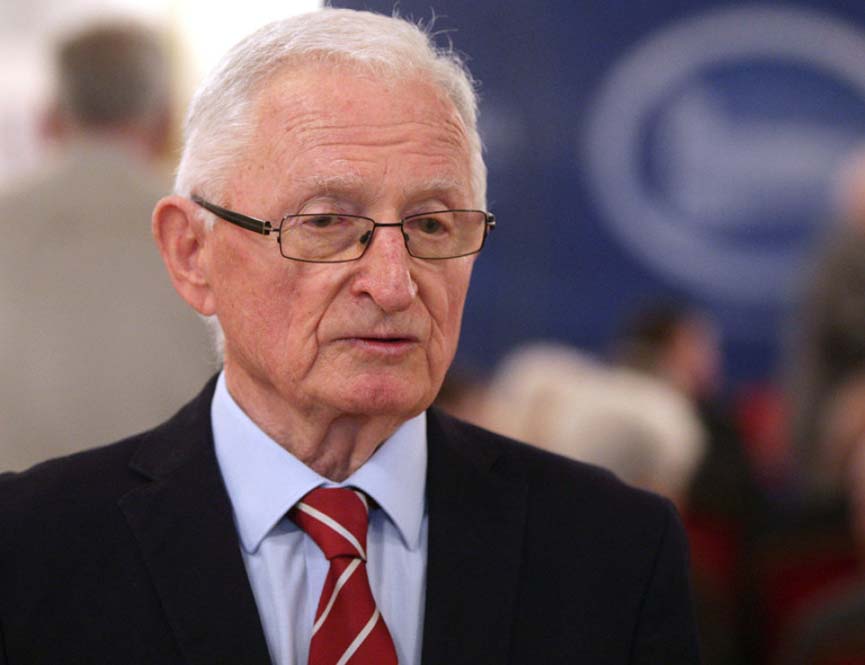 BELGRADE, DECEMBER 5 /SRNA/ - The president of the Belgrade Forum for the World of Equals, Živadin Jovanović, said that Christian Schmidt is once again raising the issue of "state property" because he is not satisfied with the damage he has inflicted on BiH so far, particularly on Republika Srpska.