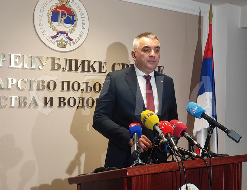 БАЊАЛУКА, 5. ДЕЦЕМБРА /СРНА/ - Премијер Републике Српске Саво Минић рекао је да аграрни буџет Српске за 2026. годину остаје 180 милиона КМ, али да ће наредне године, након реализовања кредита Свјетске банке, бити увећан за више од 20 милиона КМ које су намијењене за наводњавање.