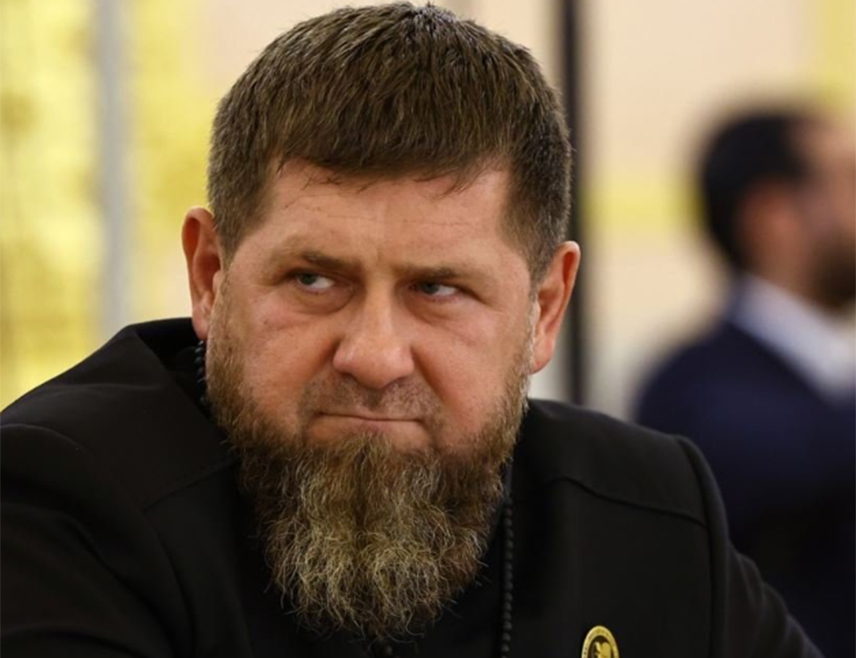 ГРОЗНИ, 6. ДЕЦЕМБРА /СРНА/ - Масовни удари на украјинске војно-индустријске објекте услиједили су као одговор на напад дроном на солитер у Грозном, рекао је чеченски лидер Рамзан Кадиров.