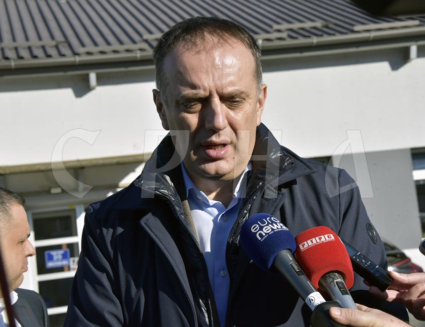 ЛАКТАШИ, 9. ДЕЦЕМБРА /СРНА/ - Предсједник Привредне коморе Републике Српске Горан Рачић изјавио је да је у Српској потребно промовисати значај домаће производње, која у великој мјери може позитивно утицати на буџет и БДП.