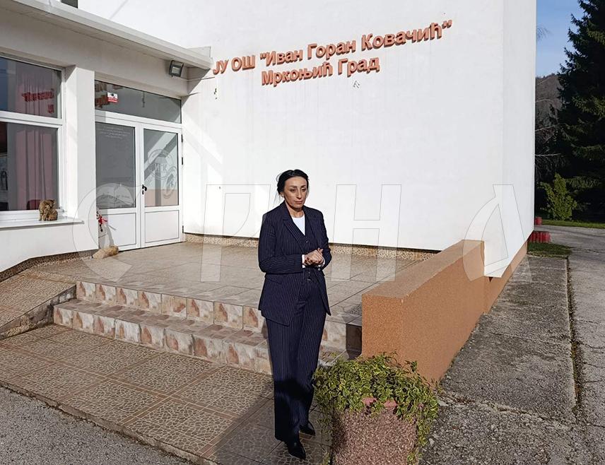 МРКОЊИЋ ГРАД, 10. ДЕЦЕМБРА /СРНА/ - У Основној школи "Иван Горан Ковачић" у Мркоњић Граду тренутно је Просвјетна инспекција и инспекција Републичког педагошког завода, који су ту да ураде свој дио посла у оквиру истраге о наводном вршњачком насиљу, изјавила је директор Сузана Милић.