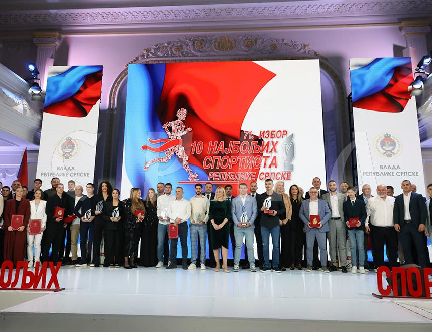 БАЊАЛУКА, 11. ДЕЦЕМБРА /СРНА/ - Фудбалер бањалучког "Борца" Давид Вуковић најбољи је спортиста Републике Српске у избору "Гласа Српске".