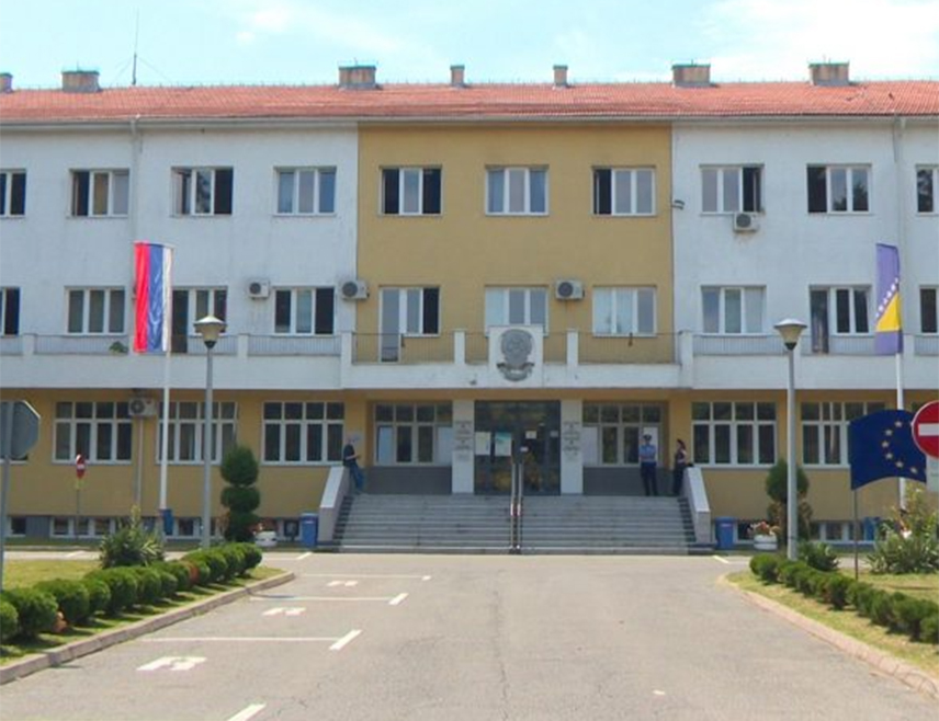 ДОБОЈ, 14. ДЕЦЕМБРА / СРНА/ - Економским мјерама локалне власти у Добоју је у посљедњих 10 година евидентиран раст привредних активности захваљујући којима је исказана потреба за радном снагом и из других локалних заједница.