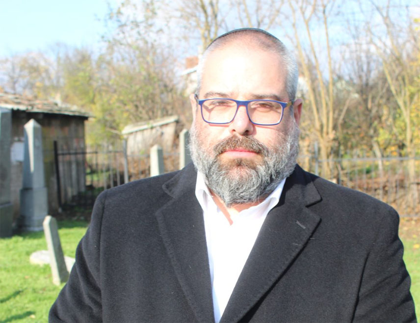 BELGRADE, DECEMBER 15 /SRNA/ - President of the Jewish Community of Novi Sad Ladislav Trajer stated that no one has the right to kill other people in the name of God and called on Islamic leaders in the region and worldwide to condemn the attack on members of the Jewish community in Australia.