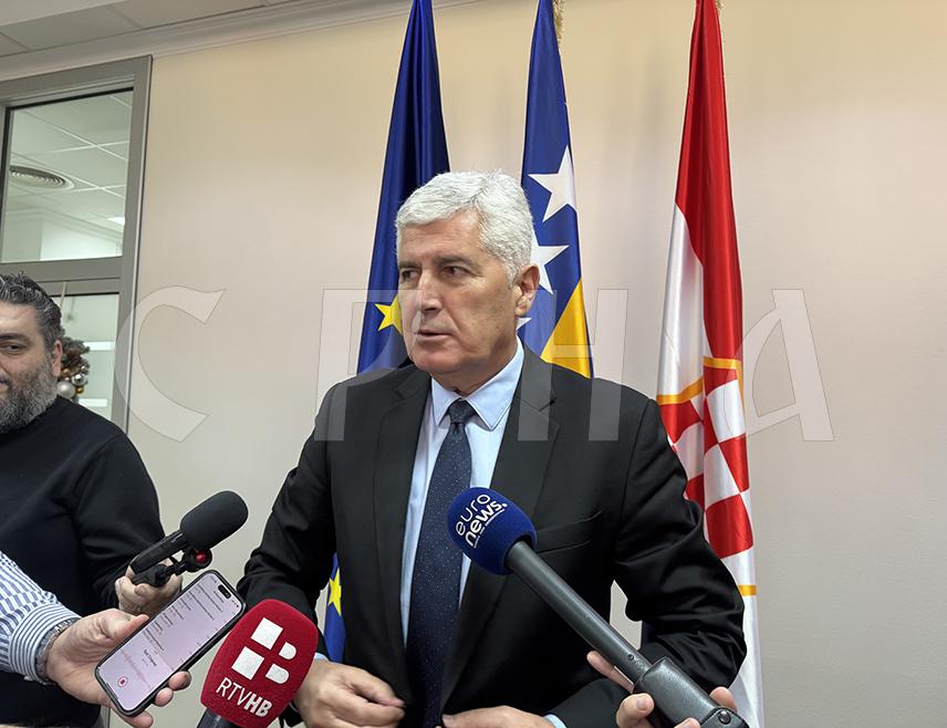 MOSTAR, DECEMBER 15 /SRNA/ – The President of the Croatian National Assembly (HNS) Dragan Čović has stated today that the moment is being prepared to open negotiations on the future of BiH, stressing that leaders of the three constituent peoples must have an urgent dialogue and seek solutions, as BiH cannot function in its current form.