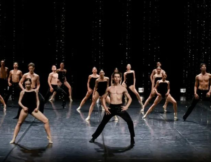 БАЊАЛУКА, 15. ДЕЦЕМБРА /СРНА/ - Представа "Добре вибрације" Балета Српског народног позоришта из Новог Сада изведена је вечерас у Народном позоришту Републике Српске у Бањалуци.