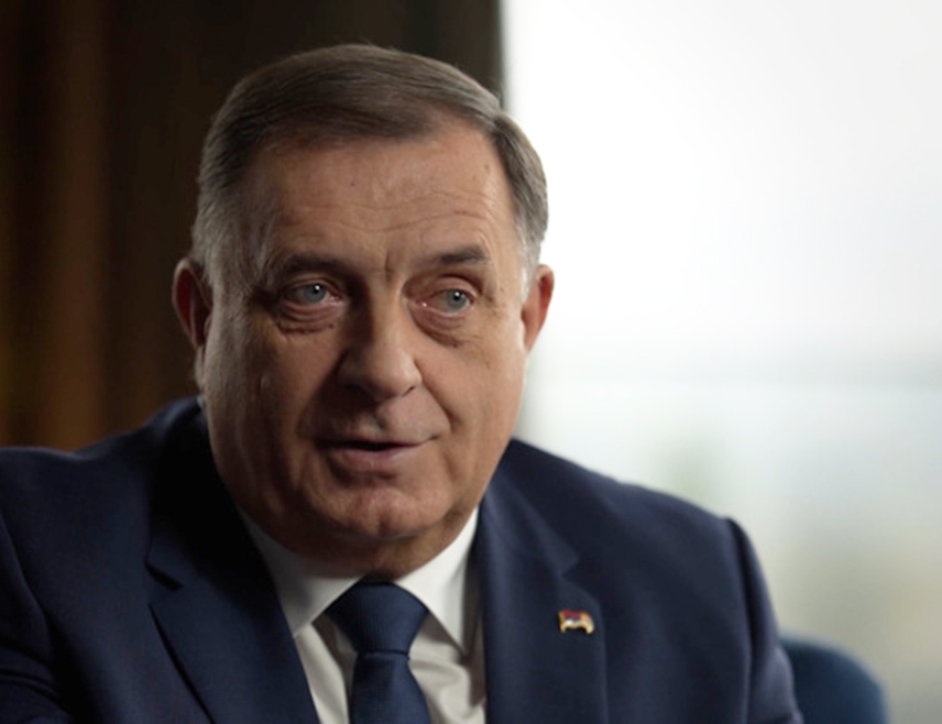 MOSCOW, DECEMBER 16 /SRNA/ - The SNSD President Milorad Dodik stated that BiH has collapsed and it will never be able to exist as a state, so the Serbs have to give up on it, because it keeps them in subordinate, humiliating position.