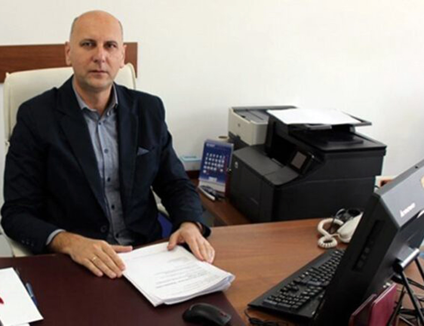 ГАЦКО, 17. ДЕЦЕМБРА /СРНА/ - Проблем самозапаљења угља на депонији у Гацку требало би у потпуности да буде ријешен до Нове године, изјавио је данас Срни директор Рудника и термоелектране /РиTЕ/ "Гацко" Максим Скоко.