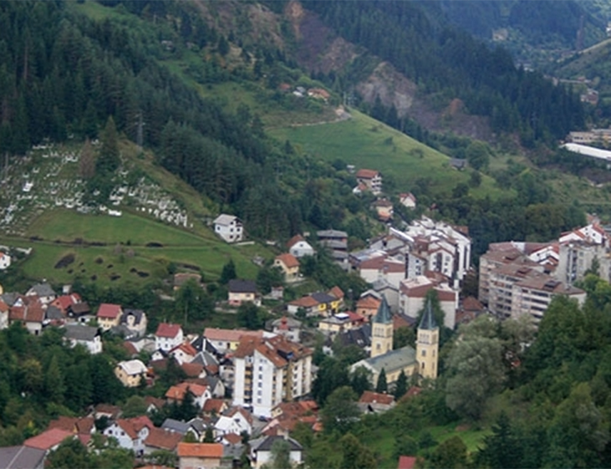 САРАЈЕВО, 18. ДЕЦЕМБРА /СРНА/ - Централна изборна комисија /ЦИК/ БиХ донијела је одлуку да се 15. фебруара одрже пријевремени избори за начелника oпштине Вареш, након смрти начелника Здравка Марошевића.