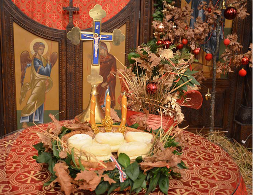 БИЈЕЉИНА, 5. ЈАНУАРА /СРНА/ - Према календару Српске православне цркве /СПЦ/, данас се обиљежава Tуциндан - дан када се припрема божићна печеница.