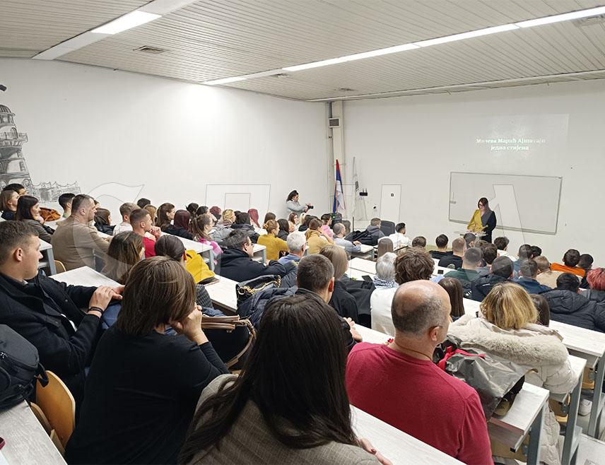 ИСТОЧНО НОВО САРАЈЕВО, 24. ДЕЦЕМБРА /СРНА/ – Ученици Средње школе "28. јун" у Источном Новом Сарајеву представили су документарни филм и изложбу "Милева Марић Ајнштајн - једина стијена", посвећене животу и научном доприносу ове славне Српкиње,  поводом 150 година од њеног рођења.