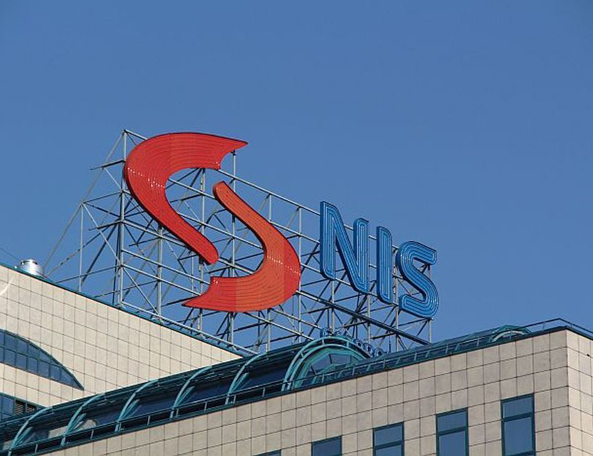 БЕОГРАД, 24. ДЕЦЕМБРА /СРНА/ - Канцеларија за контролу стране имовине америчког Министарства финансија /ОфАК/ издала је нову лиценцу Нафтној индустрији Србије /НИС/ којом се дозвољавају преговори о продаји руског удјела са продуженим роком до 24. марта.