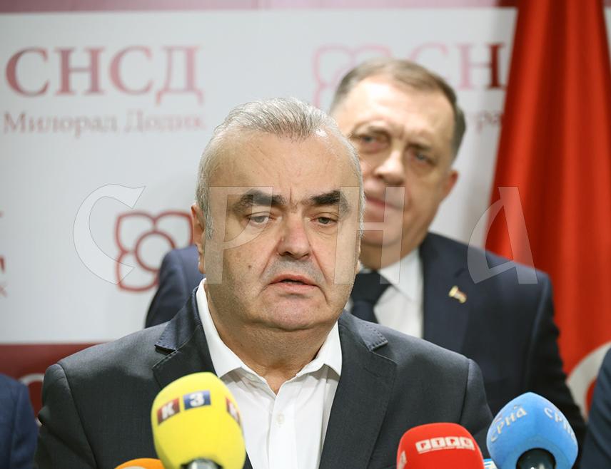 БАЊАЛУКА, 25. ДЕЦЕМБРА /СРНА/ - Члан Главног одбора СНСД-а Зоран Стевановић истакао је да ће у Зворнику поново бити потврђен резултат пријевремених избора за предсједника Републике Српске чиме ће бити доказано да оно што ради ЦИК БиХ нема смисла.