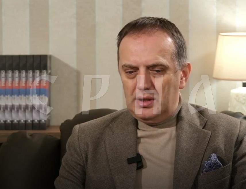 Рачић је навео да Привредна комора и даље инсистира на реструктурисању јавних предузећа у Републици Српској како би постала профитабилнија