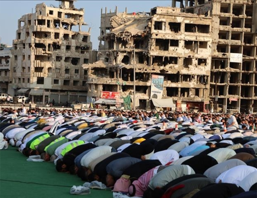 ДАМАСК, 26. ДЕЦЕМБРА /СРНА/ - Број жртава напада у џамији у сиријском граду Хомсу током молитве повећан је на најмање осам људи, док је 18 рањено, саопштиле су власти.