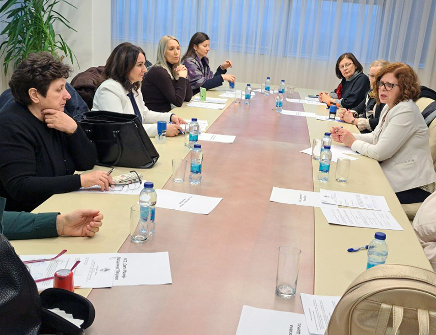 БАЊАЛУКА, 26. ДЕЦЕМБРА /СРНА/ - Министар управе и локалне самоуправе Републике Српске Сенка Јујић потписала је данас уговоре са представницима хуманитарних и добротворних организација којима су одобрена средства за суфинансирање пројеката и програма за ову годину у износу од 120.000 КМ.