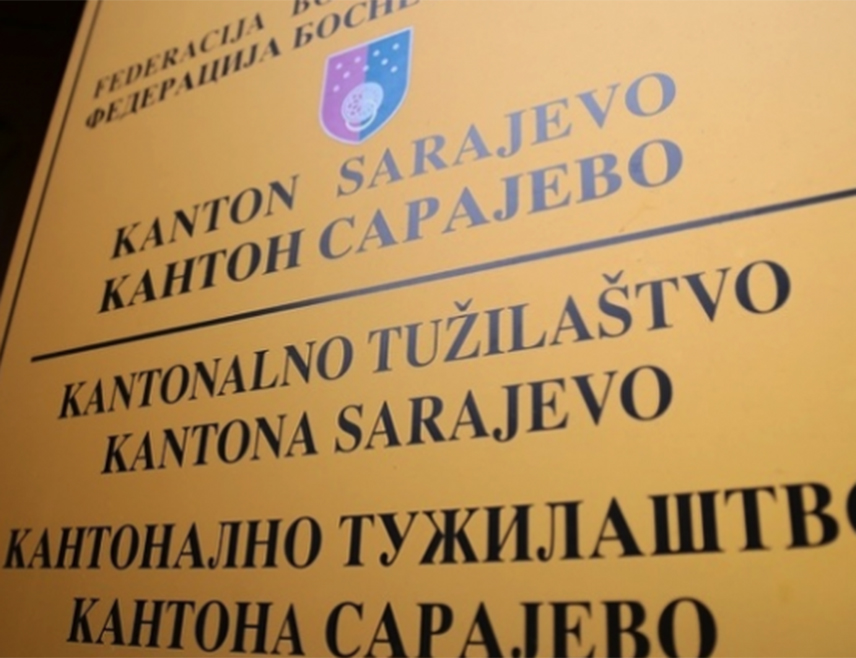 САРАЈЕВО, 29. ДЕЦЕМБРА /СРНА/ - На подручју Кантона Сарајево у овој години заплијењено је више од 238 килограма дроге, чија је вриједност процијењена на више од три милиона КМ.