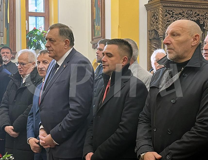 KOZARSKA DUBICA, DECEMBER 30 /SRNA/ - SNSD president Milorad Dodik stated today that the Bosniak political project to settle Republika Srpska with the aim of abolishing it will not succeed.