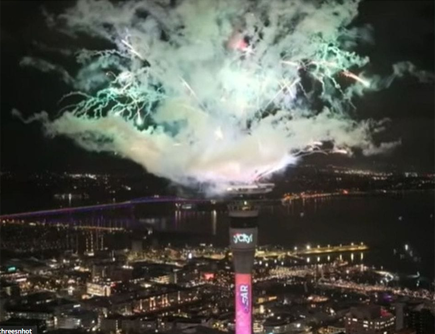 ВЕЛИНГТОН, 31. ДЕЦЕМБРА /СРНА/ - Становници Новог Зеланда дочекали су нову 2026. годину, пише "Скај њуз".