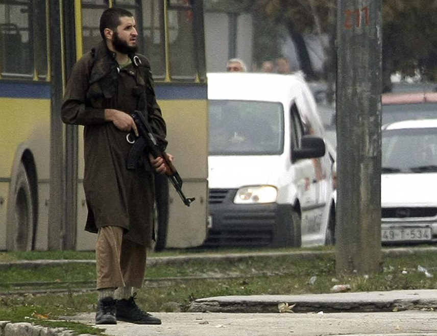 САРАЈЕВО, 31. ДЕЦЕМБРА /СРНА/ - Тужилаштво БиХ подигло је оптужницу против Мевлида Јашаревића због пријетњи службеницима у затвору у Војковићима, гдје издржава казну за терористички напад на америчку Амбасаду у Сарајеву.