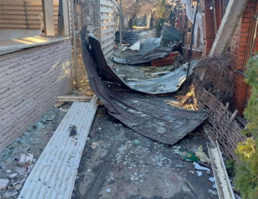 МОСКВА, 2. ЈАНУАРА /СРНА/ - Број погинулих у нападу украјинског дрона на хотел и кафић у Хорлију, у Херсонској области, порастао је на 27, саопштила је портпарол Руске истражне комисије Светлана Петренко.