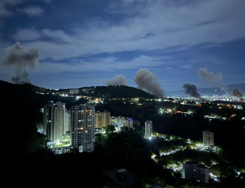 ЊУЈОРК, 4. ЈАНУАРА /СРНА/ - Најмање 40 људи, укључујући цивиле и војнике, погинуло је у нападу америчких снага на Каракас, објавио је "Њујорк тајмс" позивајући се на високог неименованог венецуеланског званичника.