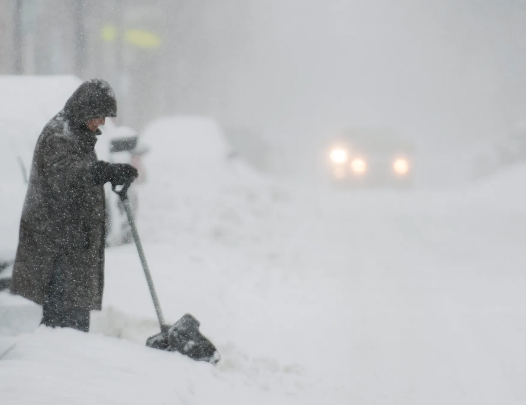 БИЈЕЉИНА, 5. ЈАНУАРА /СРНА/ - У Републици Српској и Федерацији БиХ /ФБиХ/ данас ће бити облачно вријеме с падавинама и још хладније.
