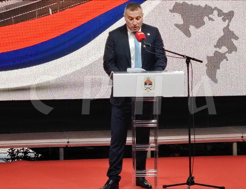 ТРЕБИЊЕ, 5. ЈАНУАРА /СРНА/ - Директор Болнице "Свети архиђакон Стефан - 9. јануар" Недељко Ламбета изјавио је на отварању овог објекта да је данас сан о изградњи Болнице у Требињу постао јава, наводећи да је отварање нове Болнице почетак новог поглавља здравствене заштите у Требињу и Херцеговини.