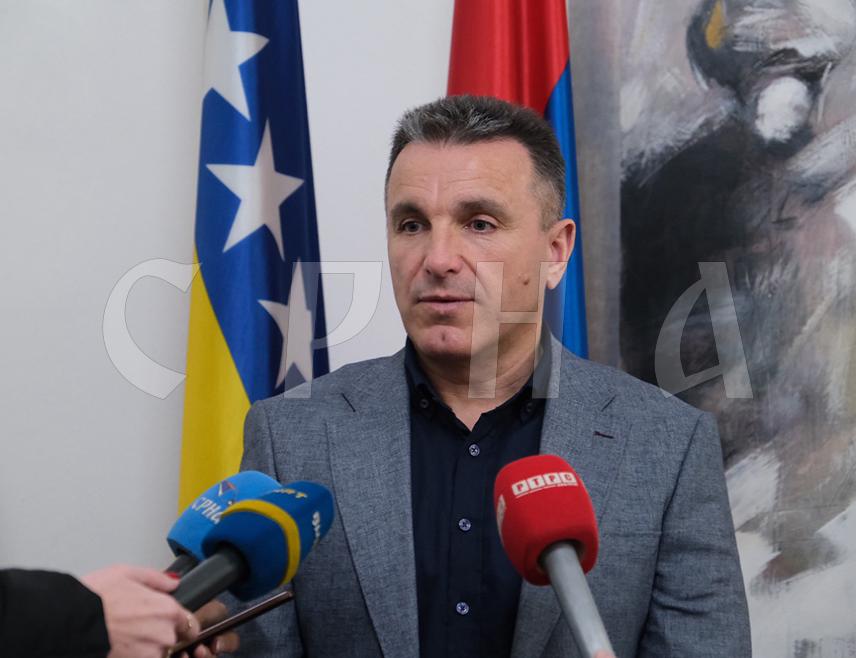 SARAJEVO, JANUARY 5 /SRNA/ – A number of irregularities have been identified in the production of unmanned aerial vehicles at the company “BNT – Machinery and Hydraulics Factory” from Novi Travnik, prompting the initiation of administrative and misdemeanor proceedings, said Chief Inspector at the Ministry of Foreign Trade and Economic Relations within the Council of Ministers, Njegoš Poljaković.