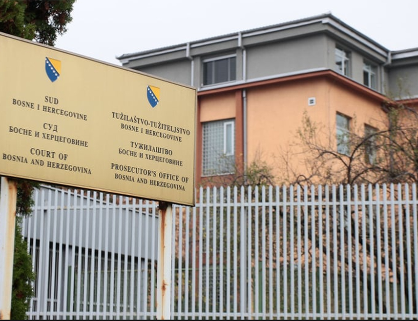 SARAJEVO, JANUARY 7 /SRNA/ – Today, on Orthodox Christmas, the Court of BiH confirmed the indictment against Republika Srpska Army General Radislav Krstić /77/, who, as commander of the Second Romanija Motorized Brigade, is accused of attacking the Bosniak-inhabited village of Novoseoci in Sokolac.