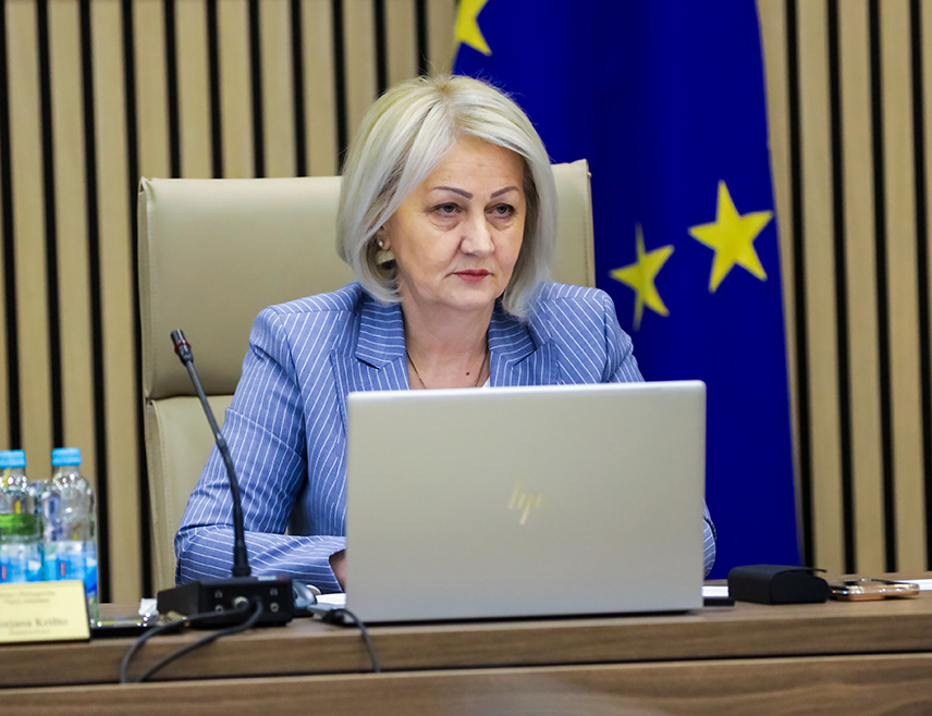 SARAJEVO, JANUARY 8 /SRNA/ – Chairwoman of the Council of Ministers Borjana Krišto stated that the functioning of joint institutions and the holding of elections have been jeopardized because the Prime Minister of the Federation of BiH /FBiH/ Nermin Nikšić failed to express his position on the Global Fiscal Framework for the 2026–2028 period during a telephone session of the Fiscal Council.