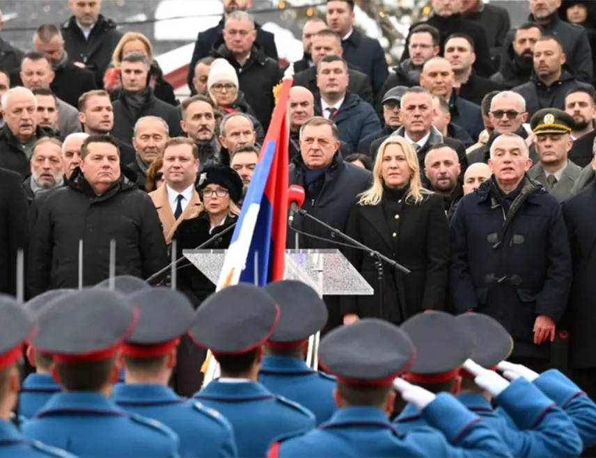 БАЊАЛУКА, 9. ЈАНУАРА /СРНА/ - Српски члан Предсједништва БиХ Жељка Цвијановић истакла је данас да Републику Српску карактеришу славна прошлост и сигурна будућност.