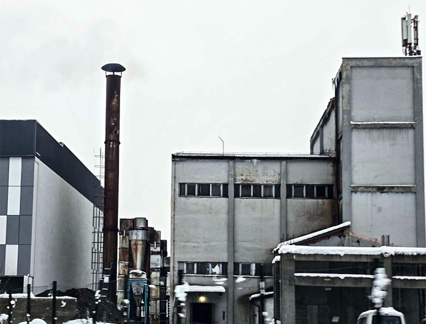 БИЈЕЉИНА, 9. ЈАНУАРА /СРНА/ - Градска топлана у Бијељини најавила је да тек сутра почиње да ради пуним капацитетом јер тада очекују довољне испоруке угља.