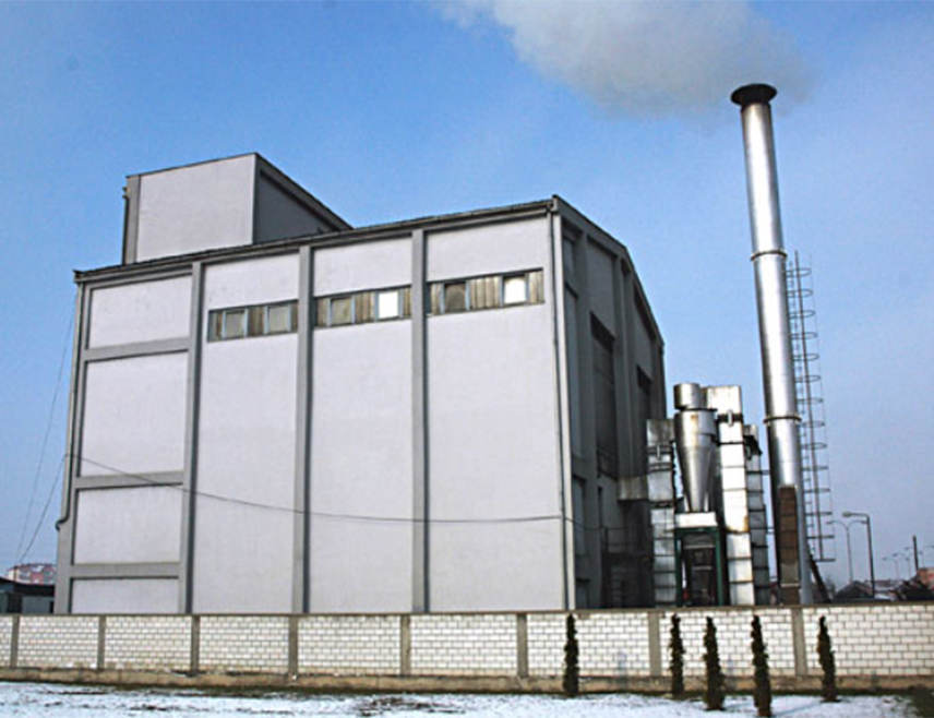 БИЈЕЉИНА, 10. ЈАНУАРА /СРНА/ - Градски одбор СНСД-a Бијељина саопштио је данас да је недопустиво и дубоко поражавајуће да су у данима највећих празника грађани Бијељине остављени без основне животне потребе – гријања и то на изузетно ниским температурама.