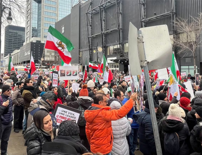 TЕХЕРАН, 11. ЈАНУАРА /СРНА/ - Број погинулих у протестима у Ирану порастао је на 466, саопштено је данас из организације активиста за људска права са сједиштем у Сједињеним Државама.