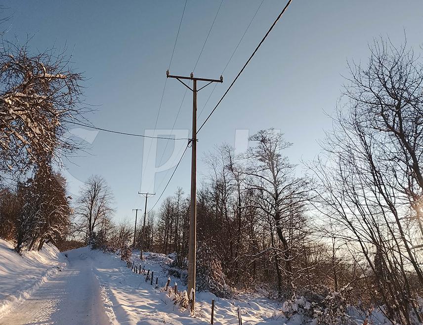 НОВИ ГРАД, 12. ЈАНУАРА /СРНА/ - Отклоњени су сви кварови на електромрежи настали усљед сњежних падавина на подручју теренске јединице "Електрокрајине" у Новом Граду, рекао је Срни руководилац ове јединице Зоран Плавшић.