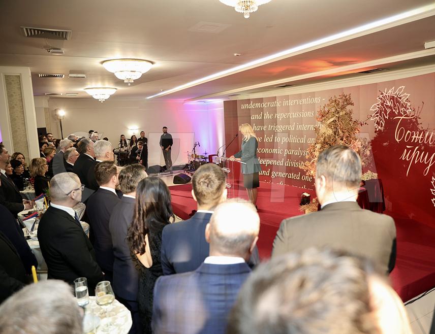ISTOČNO SARAJEVO, JANUARY 15 /SRNA/ – The traditional Christmas reception organized by the Serb member of the Presidency of BiH Željka Cvijanović has begun at the Administrative Center of the Government of Republika Srpska in Istočno Sarajevo.