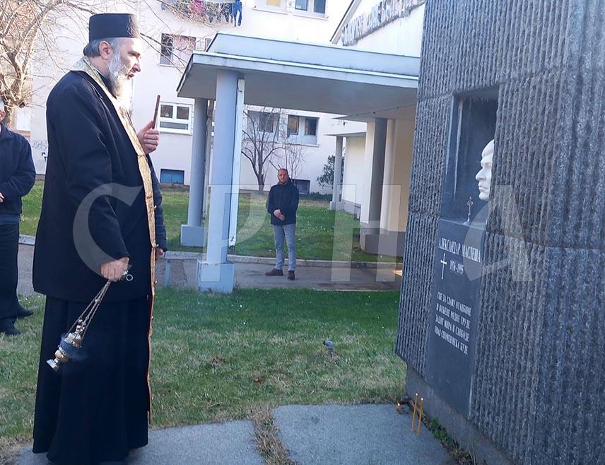TREBINJE, JANUARY 16 /SRNA/ – A memorial service was held in Trebinje today marking 31 years since the death of the youngest soldier of the Trebinje Brigade of the Army of Republika Srpska Aleksandar Masleša, and on this occasion, it was emphasized that his deed should be spoken of everywhere.